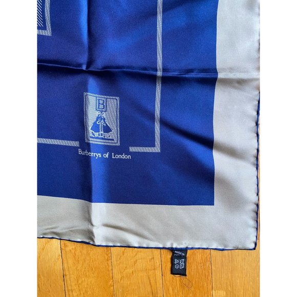 NEW Vintage Burberrys of London blue print silk scarf 30x31 - Picture 2 of 3